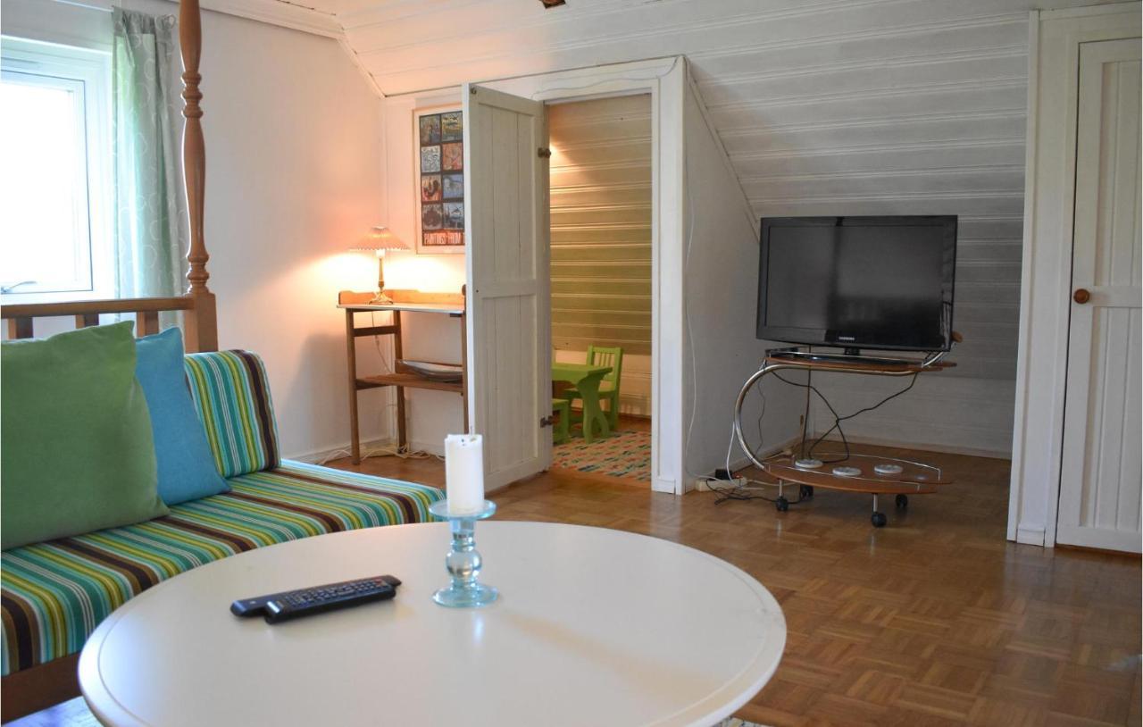 Awesome Home In Grsns With 3 Bedrooms And Wifi Gärsnäs Bagian luar foto